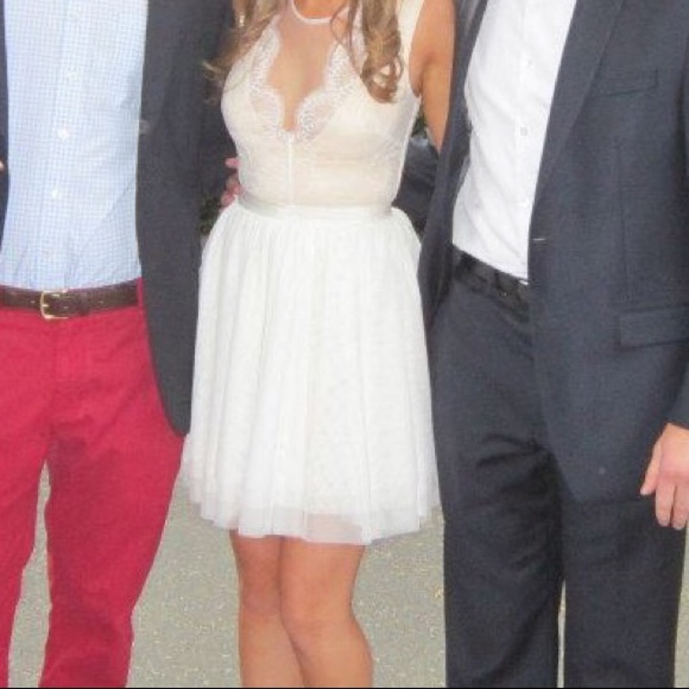 NWT bebe dress!!! - Picture 3 of 7